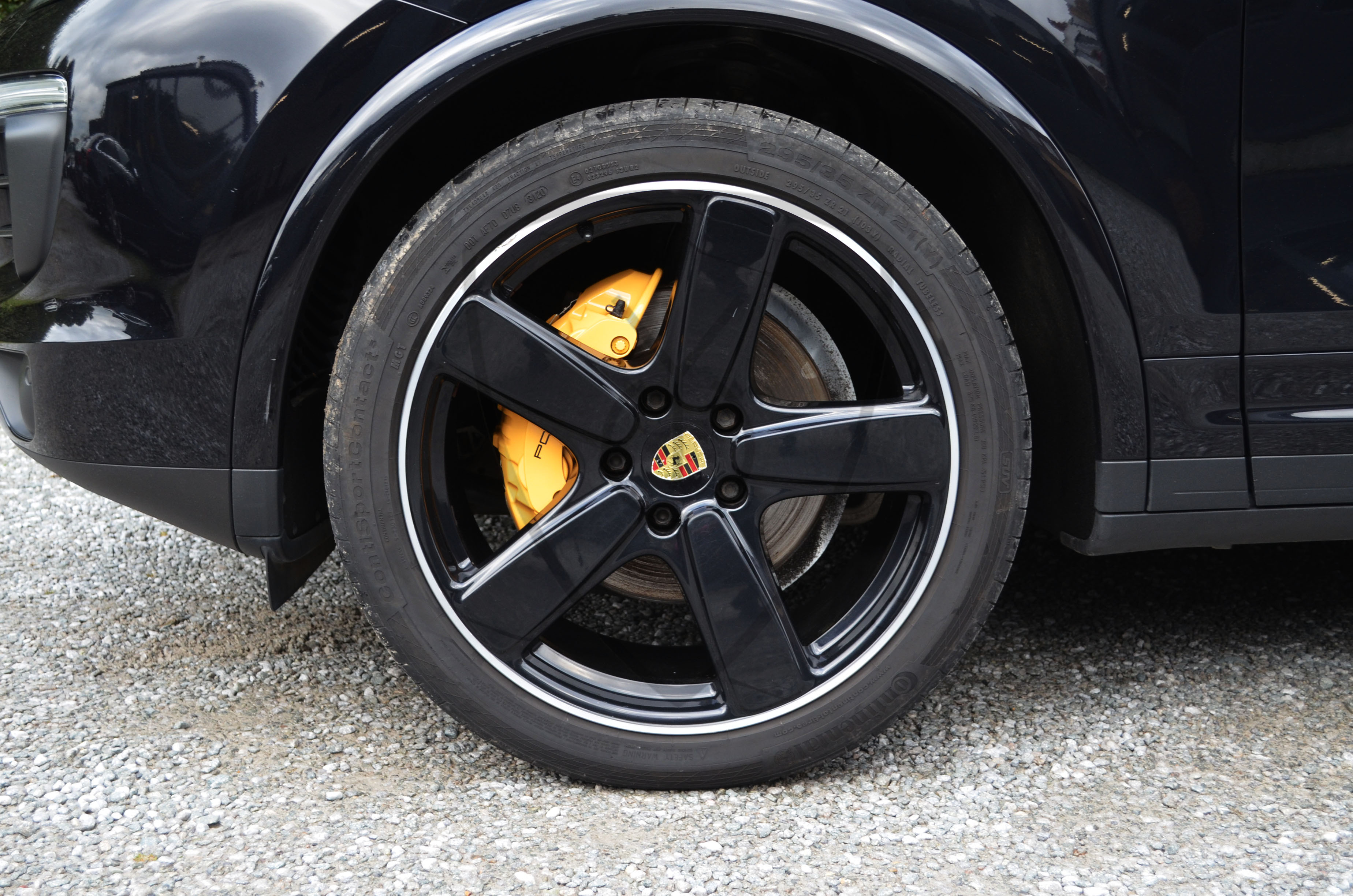PORSCHE CAYENNE — image 25